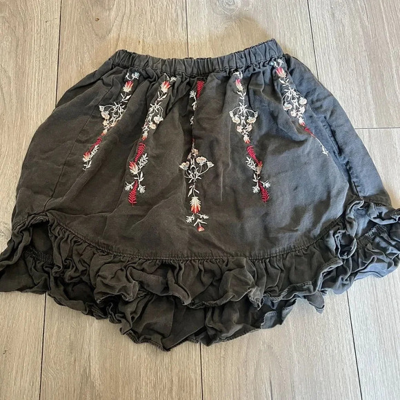 Zara Other - ZARA Girls Soft Collection Embroidered Ruffled Skirt Sz 11/12
